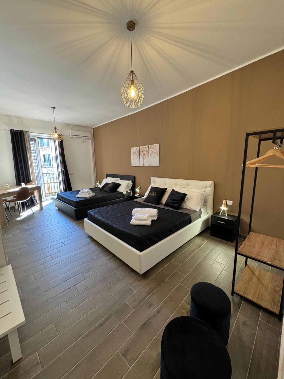 Ballaro Suite Apartment ปาแลร์โม ภายนอก รูปภาพ