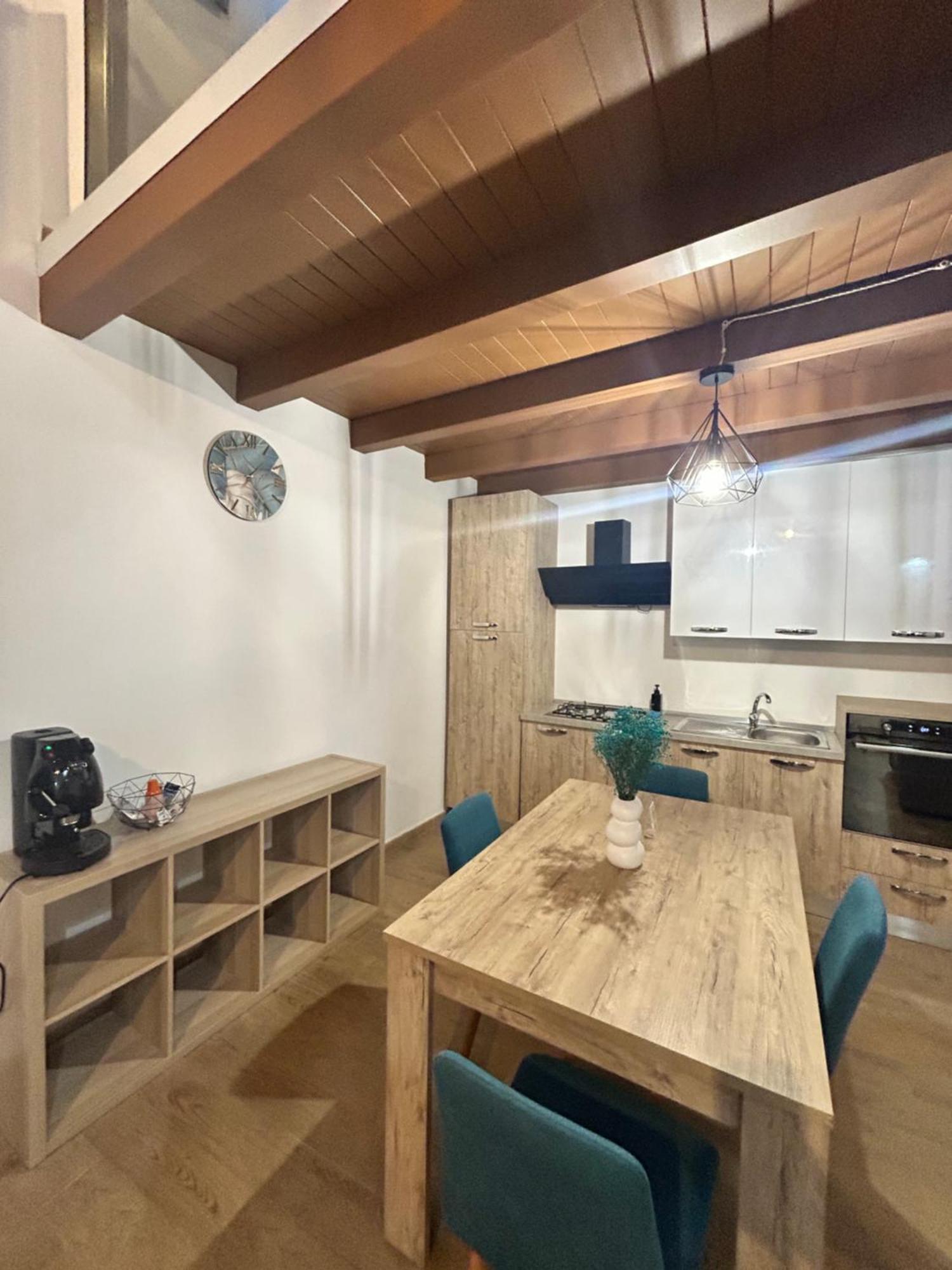 Ballaro Suite Apartment ปาแลร์โม ภายนอก รูปภาพ