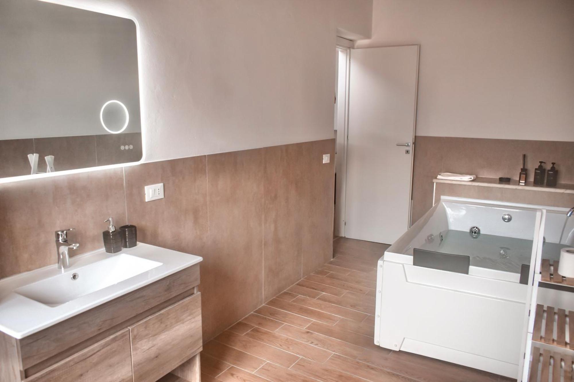 Ballaro Suite Apartment ปาแลร์โม ภายนอก รูปภาพ