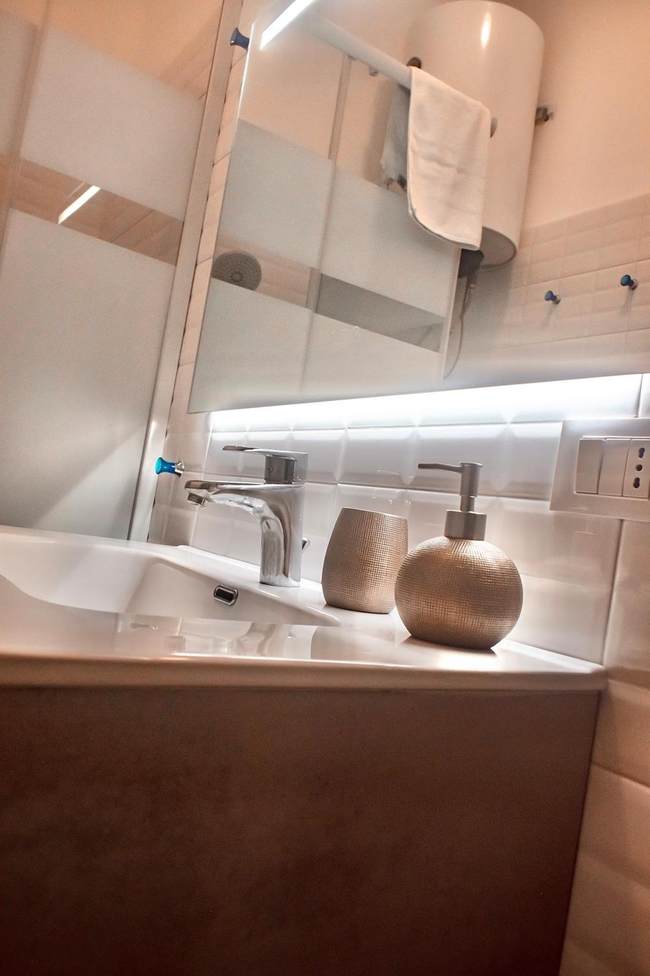 Ballaro Suite Apartment ปาแลร์โม ภายนอก รูปภาพ