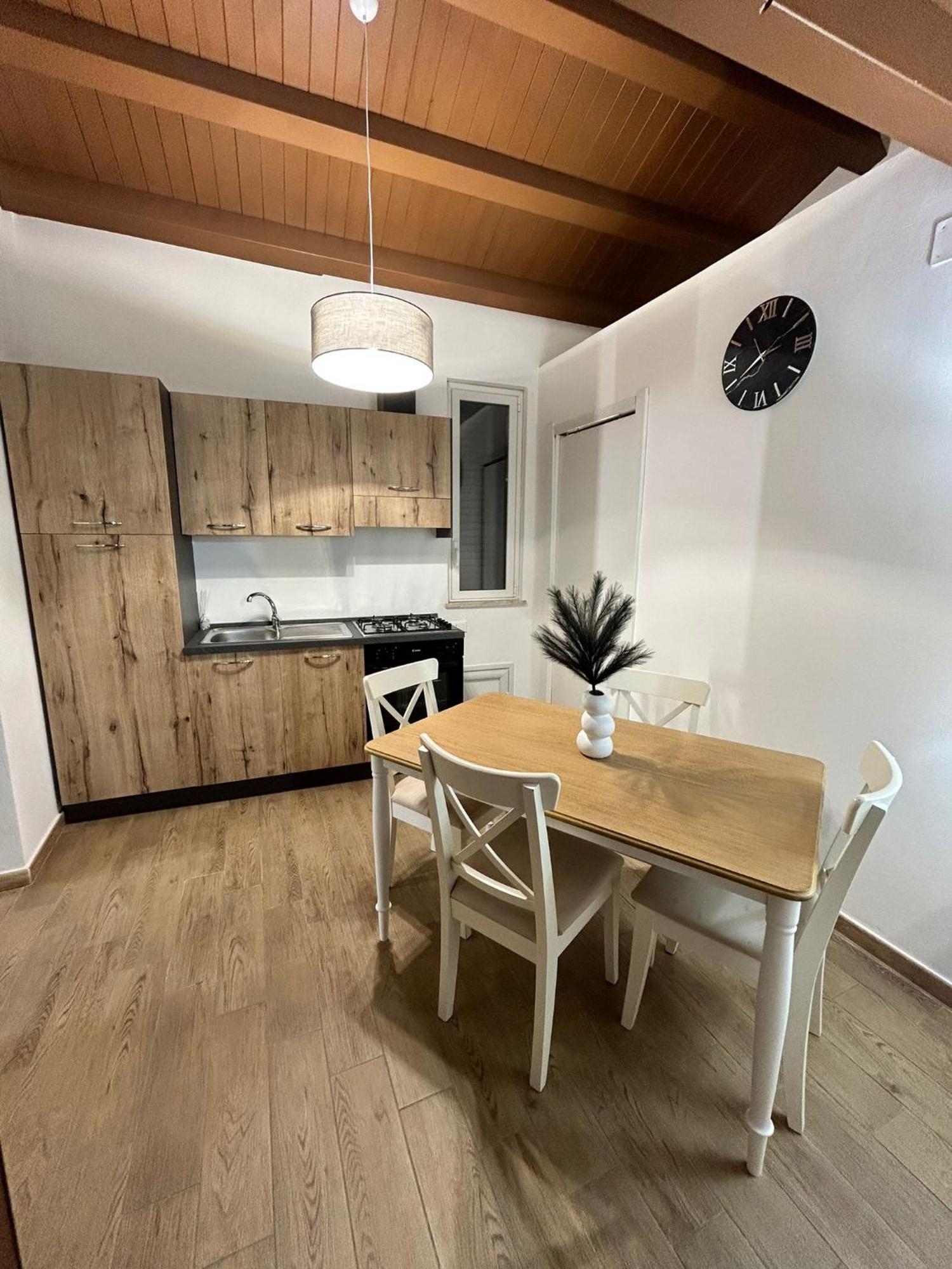 Ballaro Suite Apartment ปาแลร์โม ภายนอก รูปภาพ